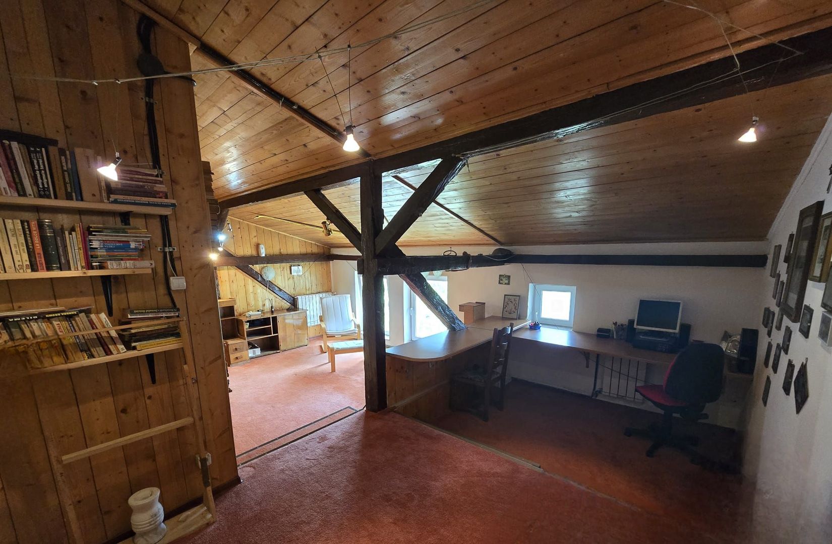 Casă cu grădină in zonă centrală - Poză 20