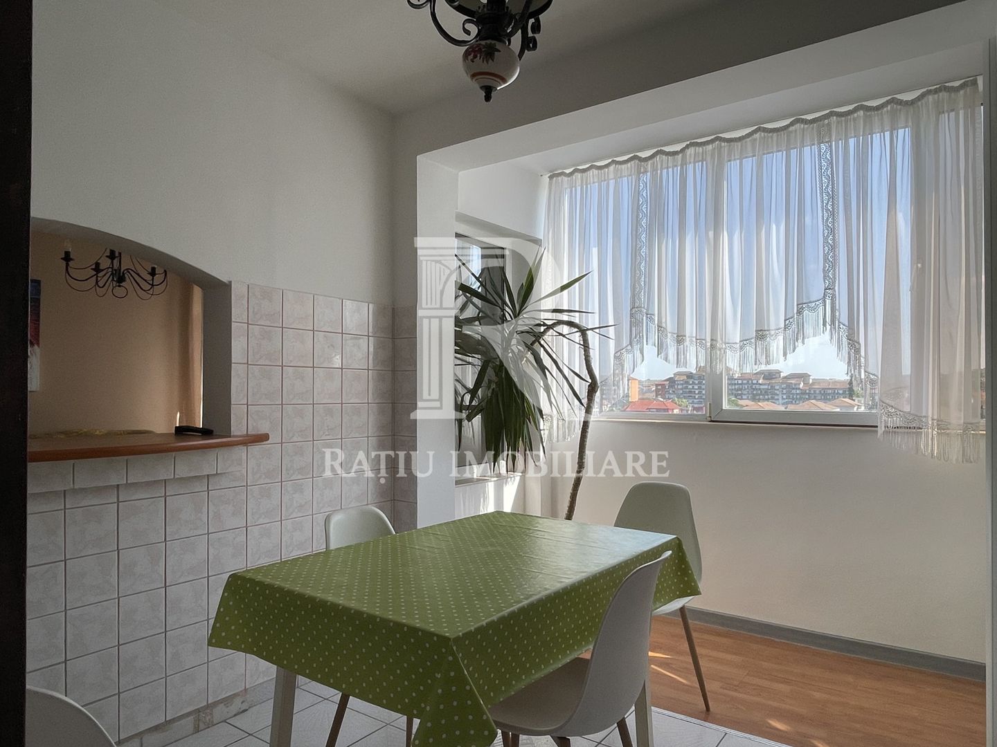 Apartament cu 4 camere | Panoramă superbă | Dacia | Oradea - Poză 4