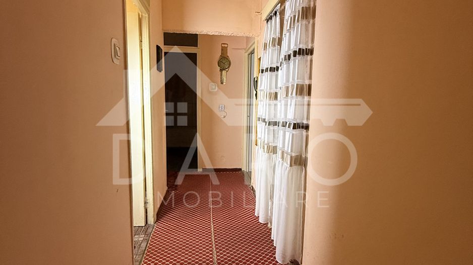vând apartament 3 camere s - Poză 6