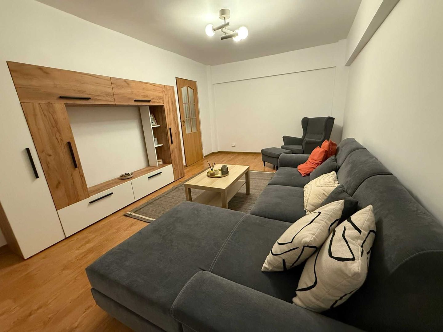 Apartament 2 Camere- Stefan cel Mare - Bucuresti - Poză 1