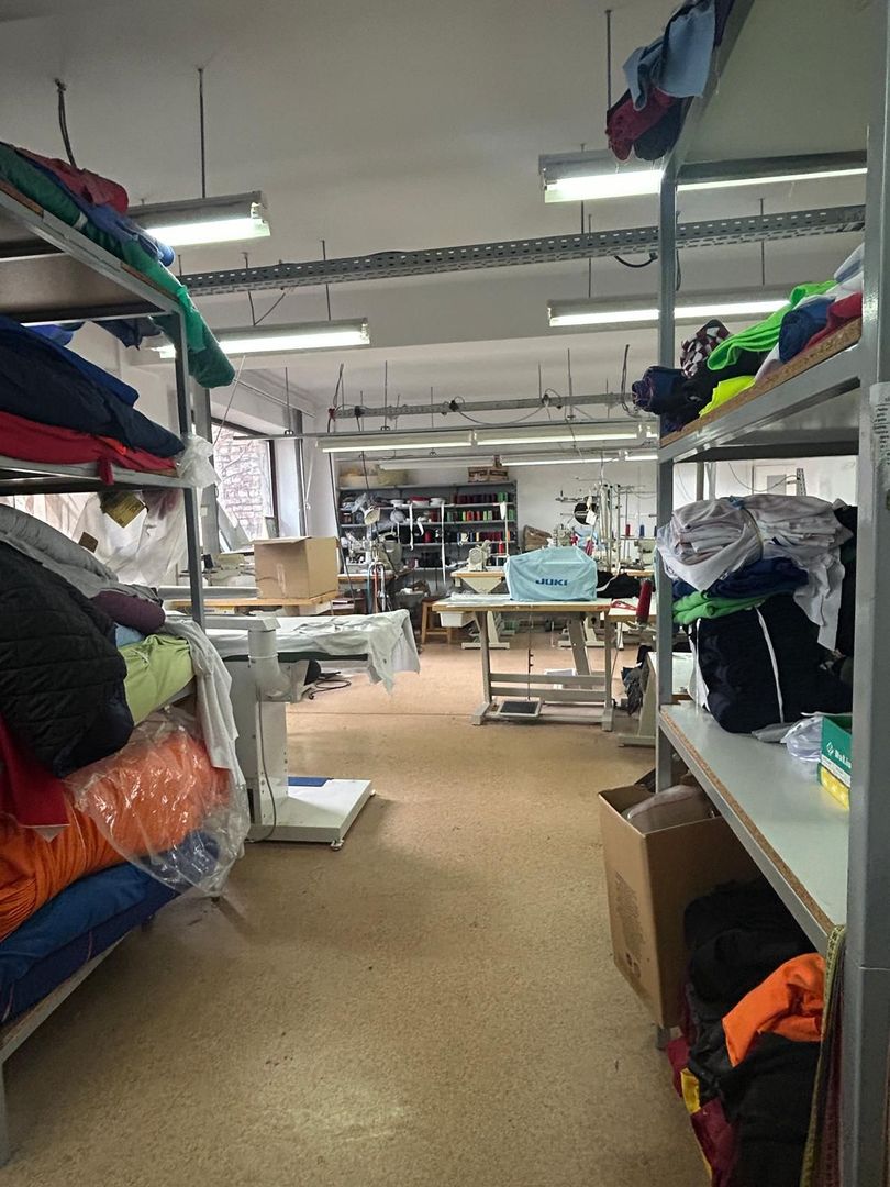 Spatiu comercial -ideal pt productie/activitati comerciale - Poză 7