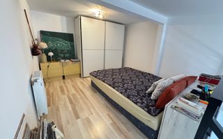 1 camera scara interioara, deosebit zona Blascovici - Poză 5