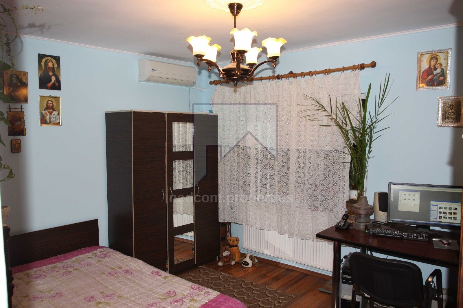 Vanzare apartament 3 camere - 1 Decembrie Ilfov - Poză 1