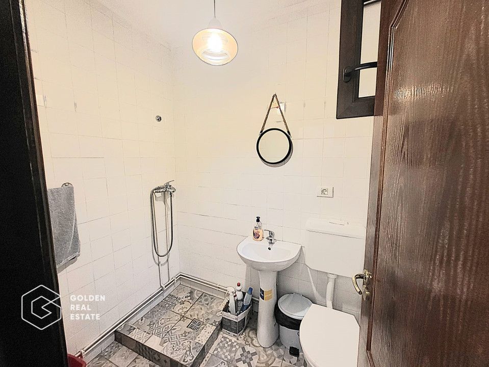 Apartament pretabil pentru birouri sau locuinta de familie - Poză 6