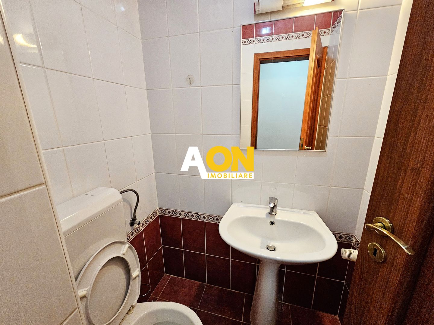 Apartament 3 camere, 71 mp utili, etaj 1, cu garaj, bloc nou, Cetate - Poză 8