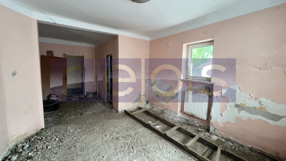 VANZARE CASA | PIATA DOMENII | TEREN 161 MP | D+P+2 - Poză 2