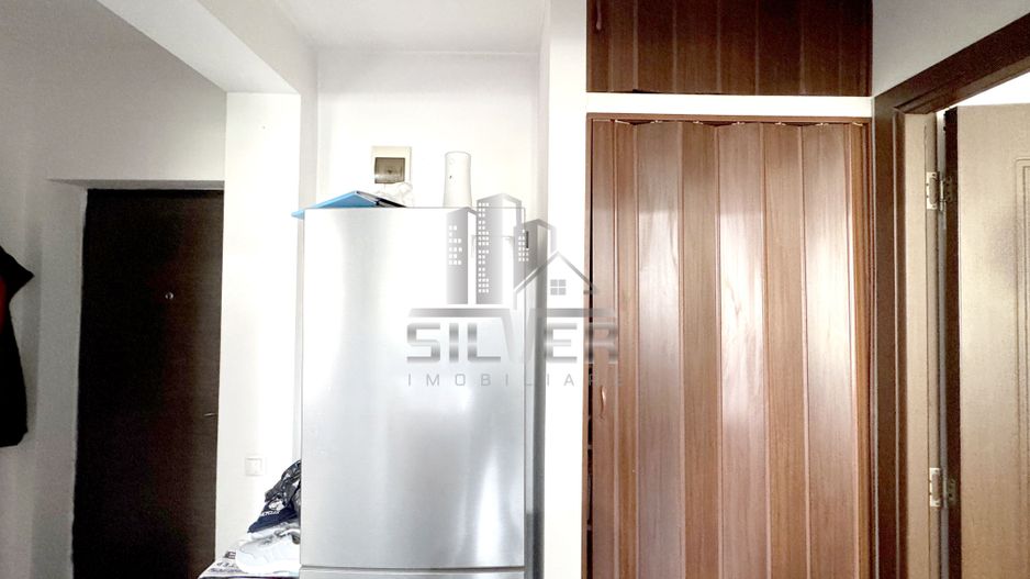Apartament cu 2 camere dec./44m/parcare/zona ultracentrala. - Poză 11