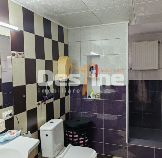 Casa parter+mansarda si teren in Lipovat, Vaslui - Poză 7