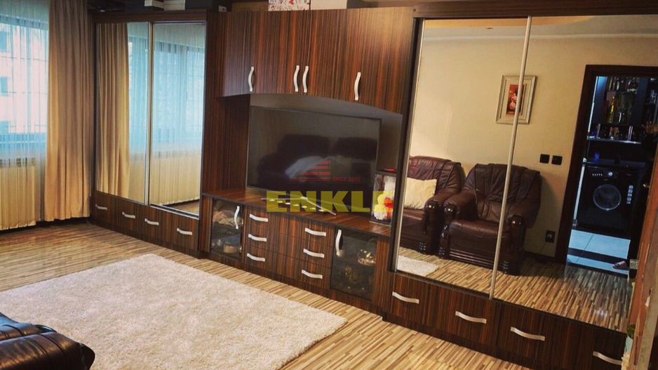 De vânzare apartament cu 2 camere decomandat, zona Grivița - Poză 1