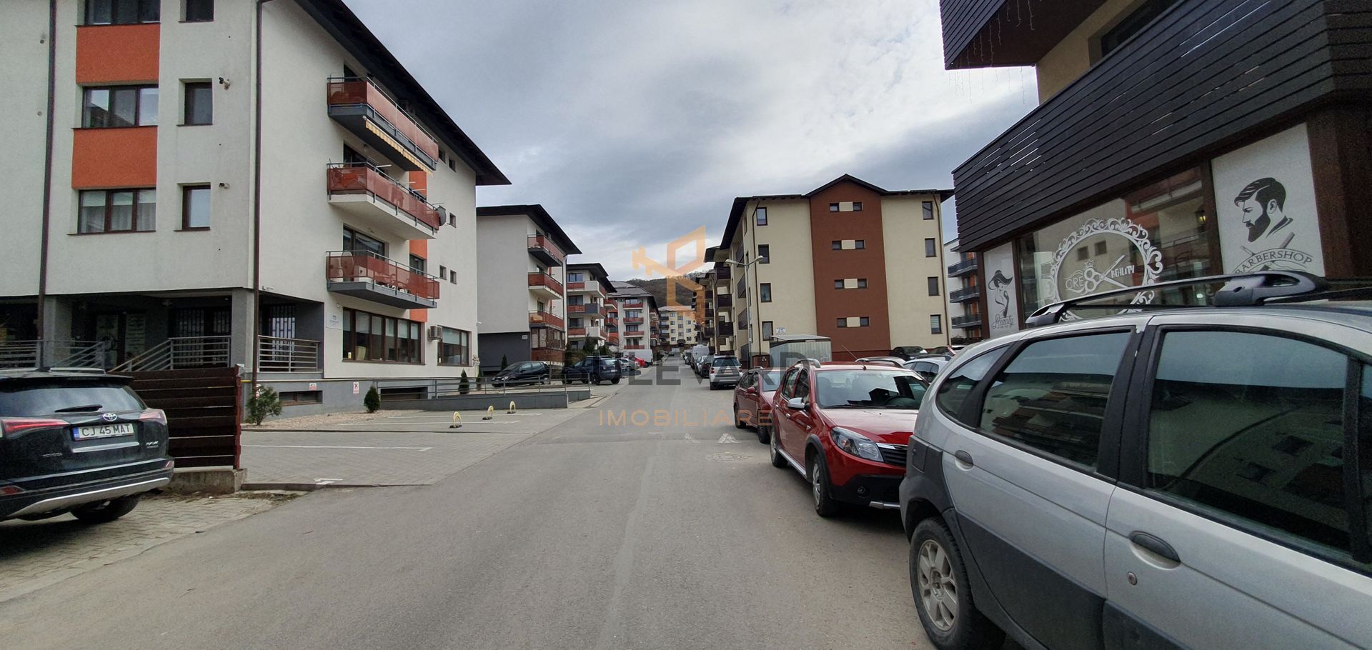 Apartament cu 2 camere si parcare, zona Parcul Poligon! - Poză 1