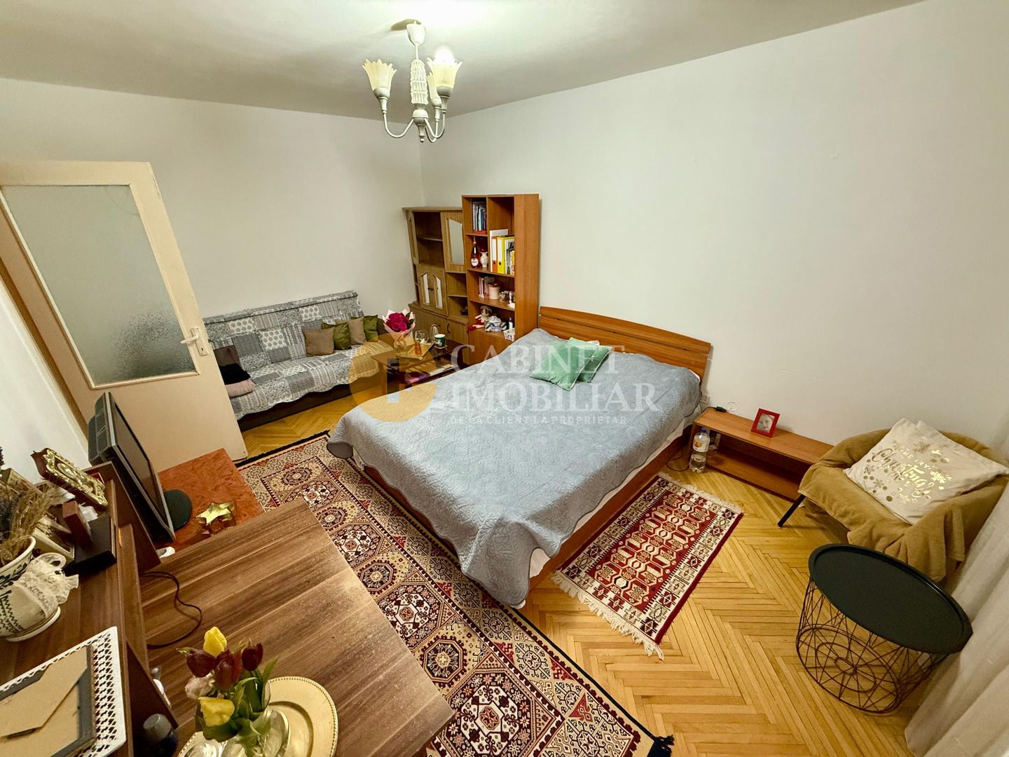 2 Camere Decomandat -  Etaj 2 - Bld. Alexandru Cel Bun - Poză 1