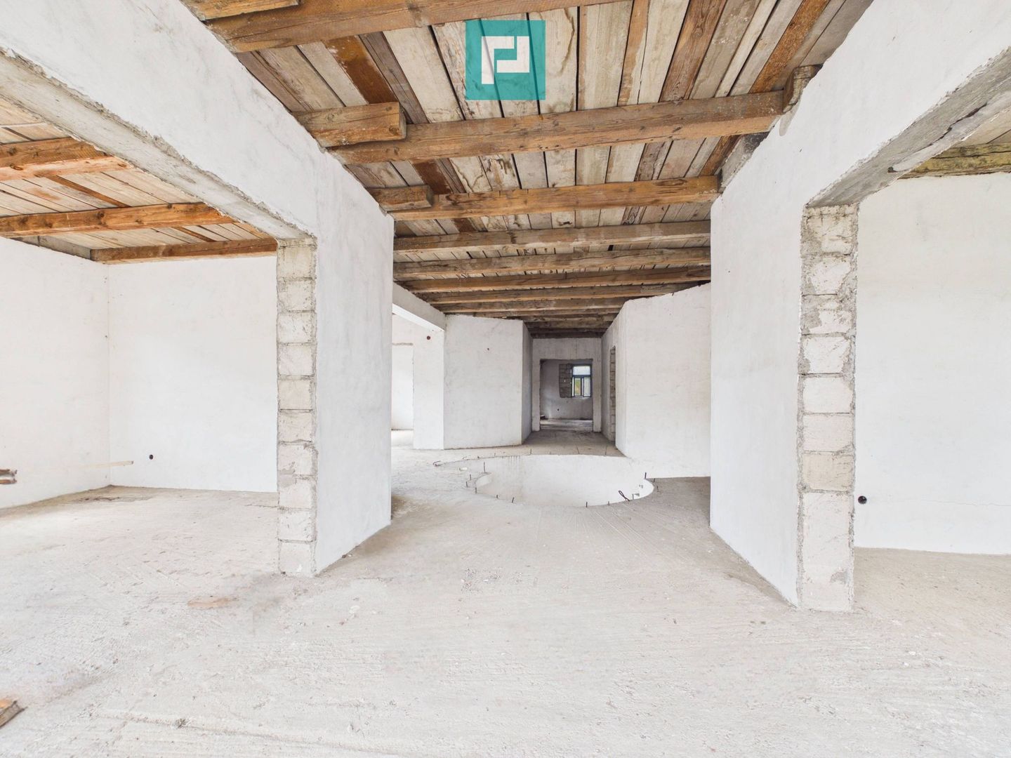 Casă cu etaj construcție nouă, în Sebiș Arad - Poză 11