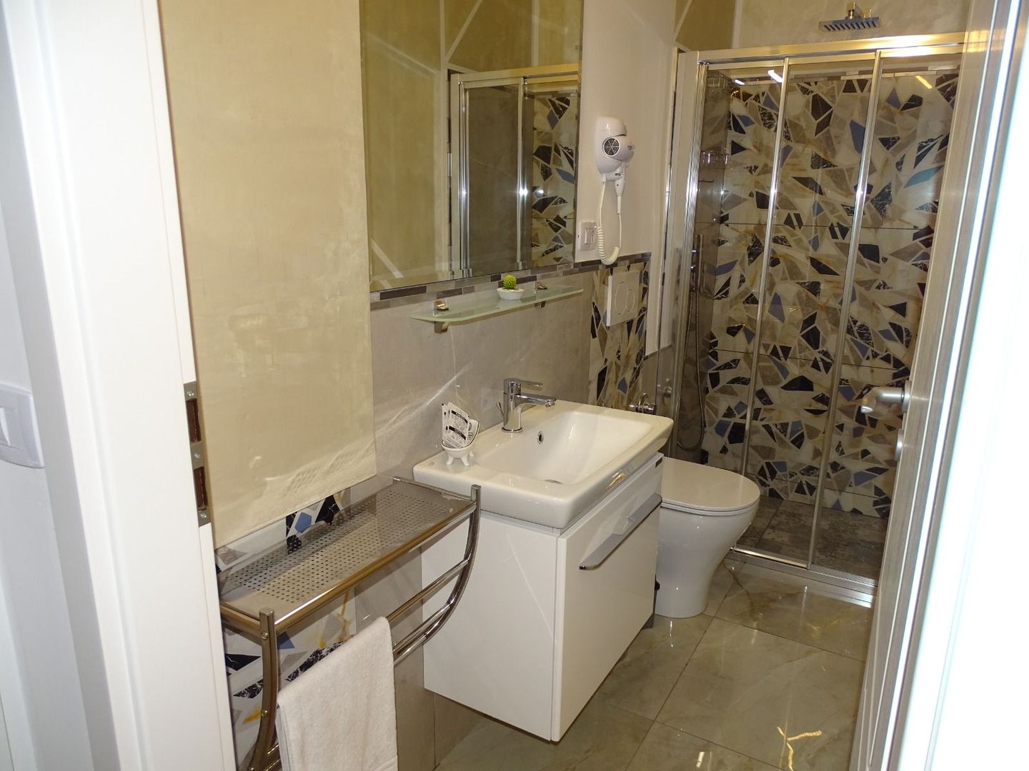 Apartament de închiriat, zonă centrală - Poză 10