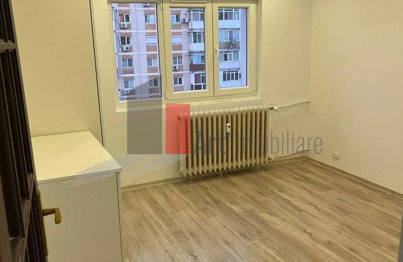 Apartament 2 camere modificat in 3 Sebastian - Poză 1
