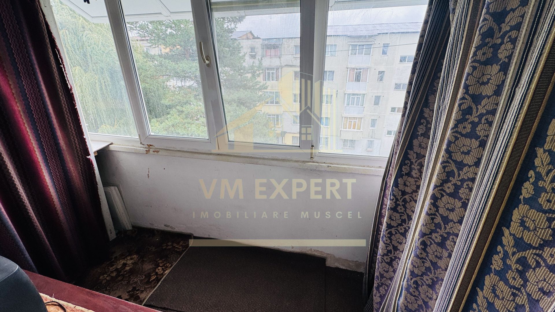 APARTAMENT 2 CAMERE ETAJ 4 CAMPULUNG VIȘOI - Poză 14