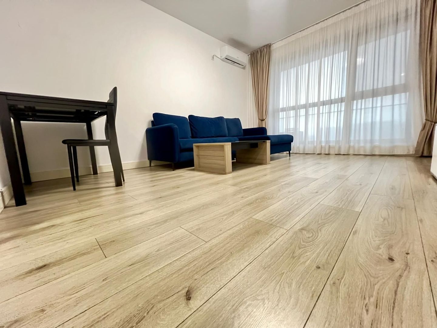 Apartament modern cu 2 camere - Poză 11