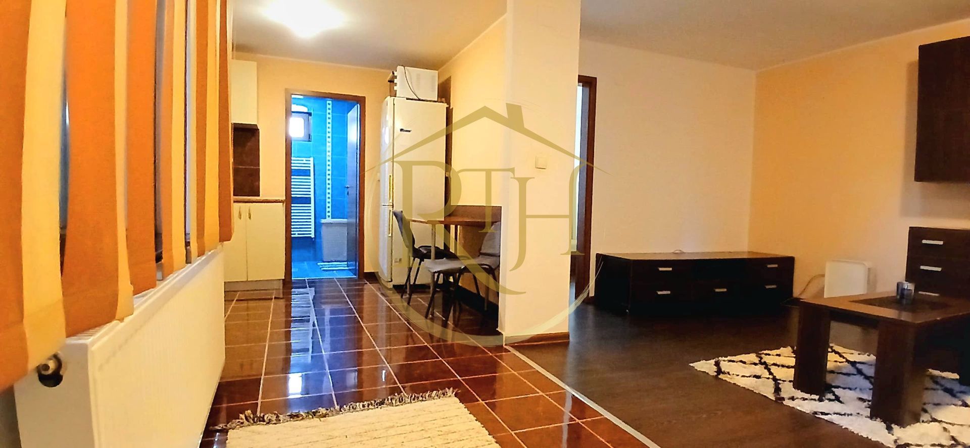 Oferim spre inchiriere, 2 camere, centrala proprie, parcare, Complex - Poză 4