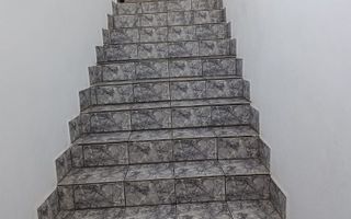 Casa Cisnadie etaj 1 integral cu intrare separata si curte comuna - Poză 8