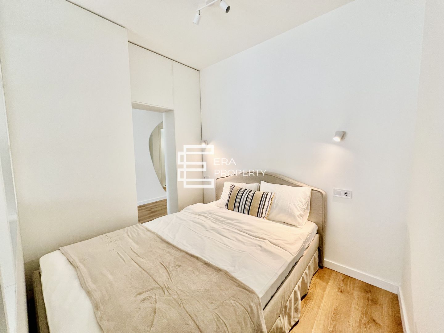 Apartament  1 camera 38  mp, zona Aeroport Sibiu - Poză 7