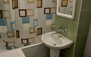 Ap cu 1 camera, decomandat, parter cu centrala proprie - Poză 4