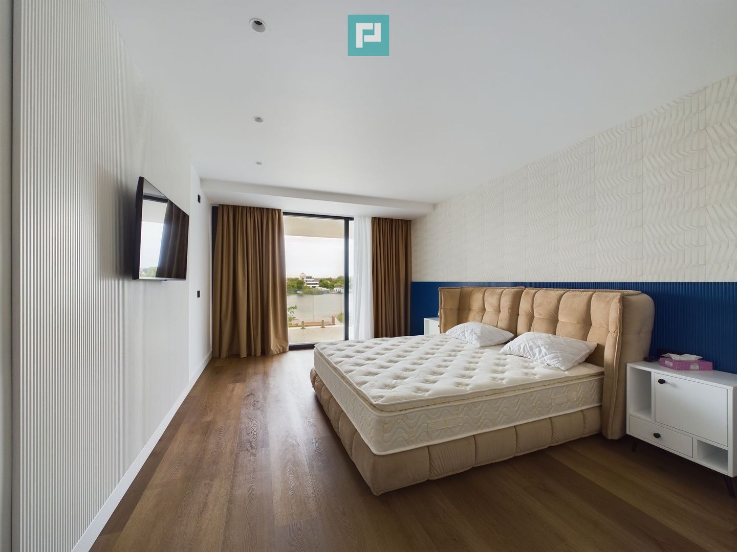 Vilă extravagantă pe Lacul Snagov - Poză 31