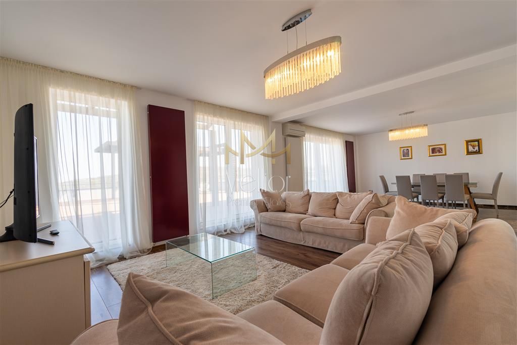 Penthouse superb cu 4 camere + terasa in Borhanci! - Poză 1