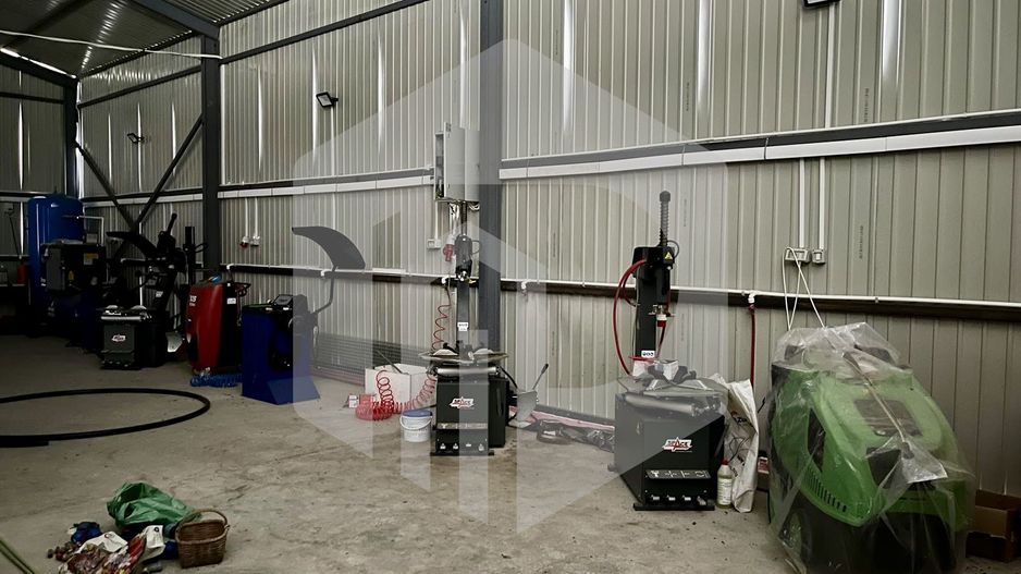 Parcare+Spalatorie/Vulcanizare/service Auto- Valea Oltului-Investitie - Poză 3