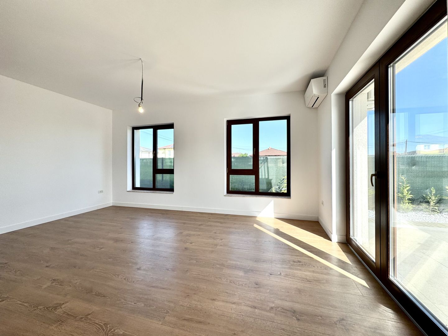Duplex spațios în Dumbrăvița – separat prin cameră tehnică, zona IKEA - Poză 8