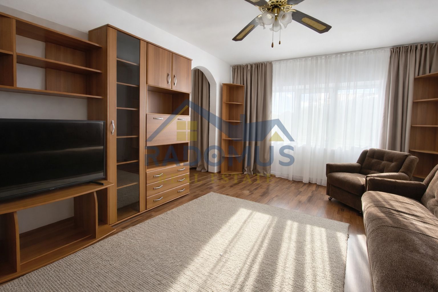 2 camere Vest | Etaj 1 | Mobilat utilat | Balcon închis | 350€ - Poză 1
