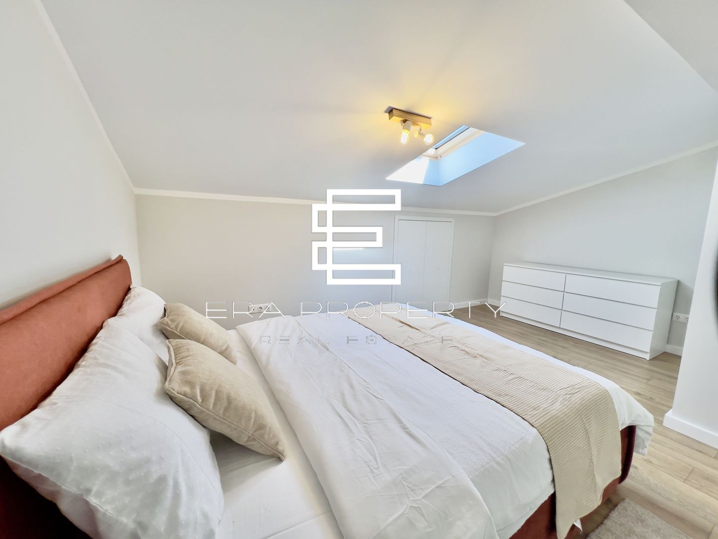 Penthouse 4 camere - mobilat si utilat - intabulat  - DaVinci Homes Cristian - Poză 11