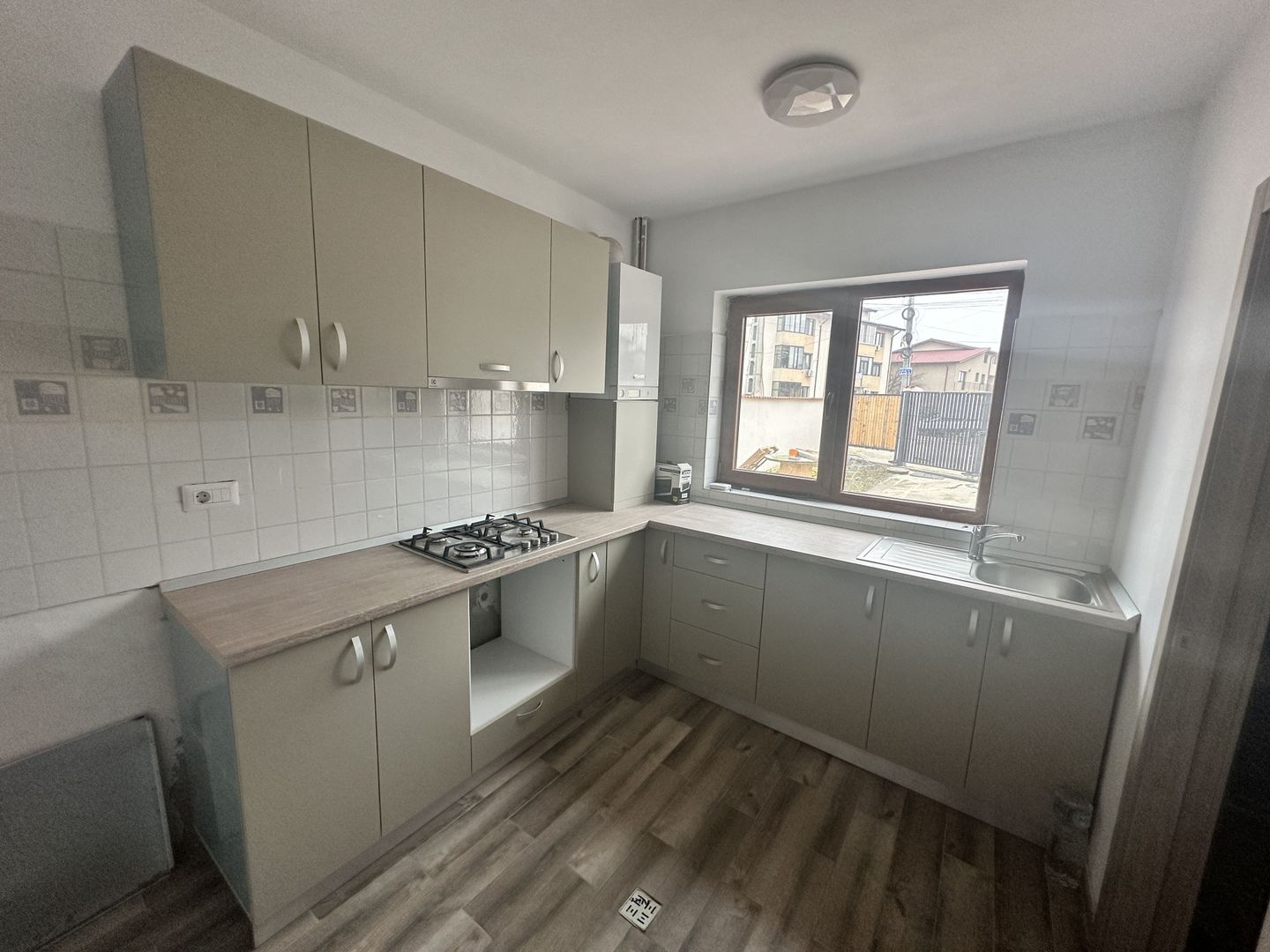 CASA INDIVIDUALA - BRAGADIRU 4 CAMERE, TOATE UTILITATILE, COMISION 0% - Poză 12