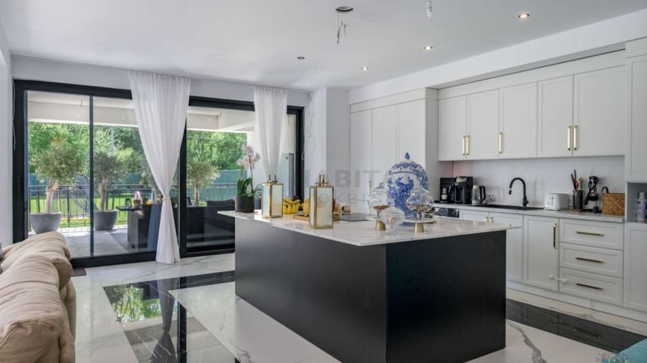 Vila Statement lângă Pădure | 520 mp Utili pe 1500 mp teren - Poză 10