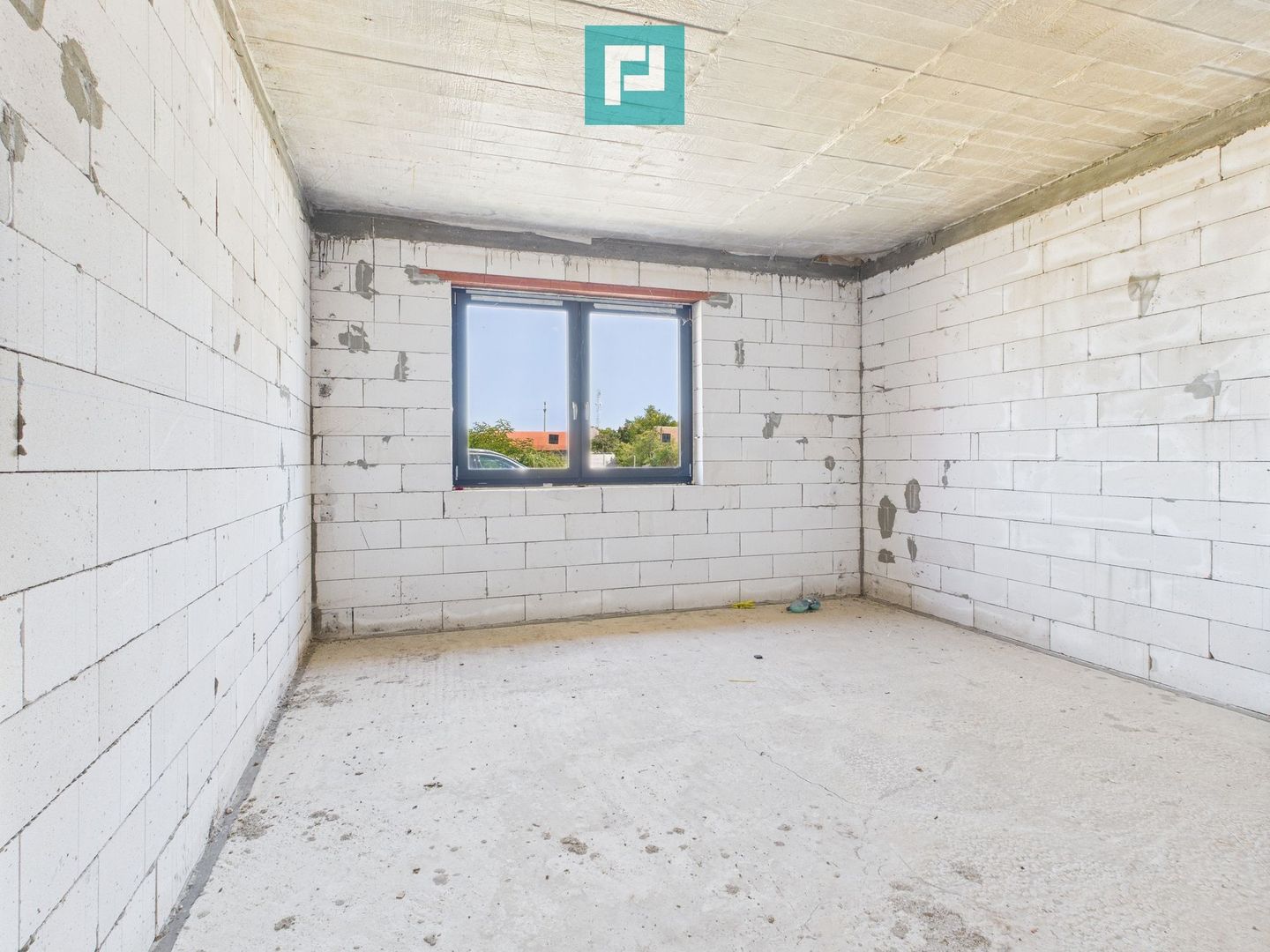 Casă nouă la roșu în Mândruloc - Poză 13