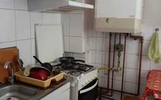 # Loc în cameră pentru o fată la vilă centru - UMF Nicolae Leon - Poză 6