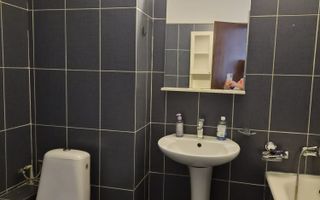 Apartament 3 camere, 80 m-600euro-Green Park - Poză 9