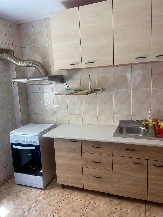Închiriere 3 camere | 2 băi | 2 balcoane | metrou Valea Ialomiței - Poză 4