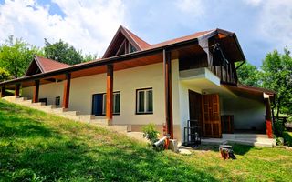 Casa tip cabana de vacanta, 5 camere, 2300 mp teren, zona Schit - Poză 2