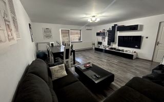 Apartament decomandat 3 camere 95 mp+4 balcoane-dressing-Zona Pompieri - Poză 3