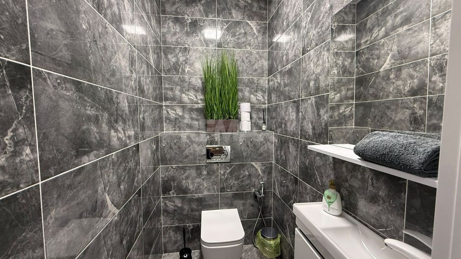 Apartament cu 2 dormitoare si living chiar in centrul Chișinăului - Poză 14