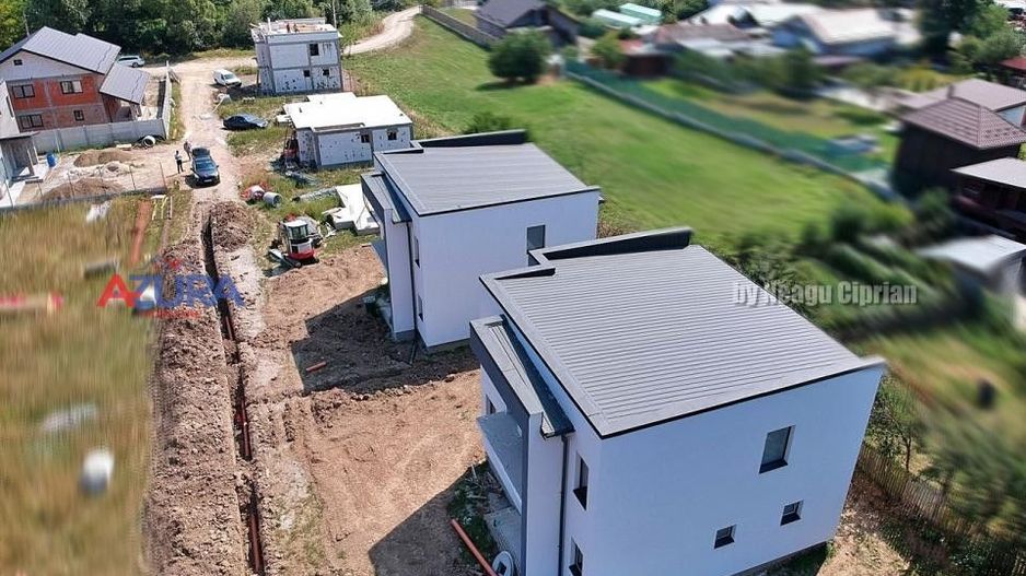 Case Noi Smeura Pitesti - Poză 16