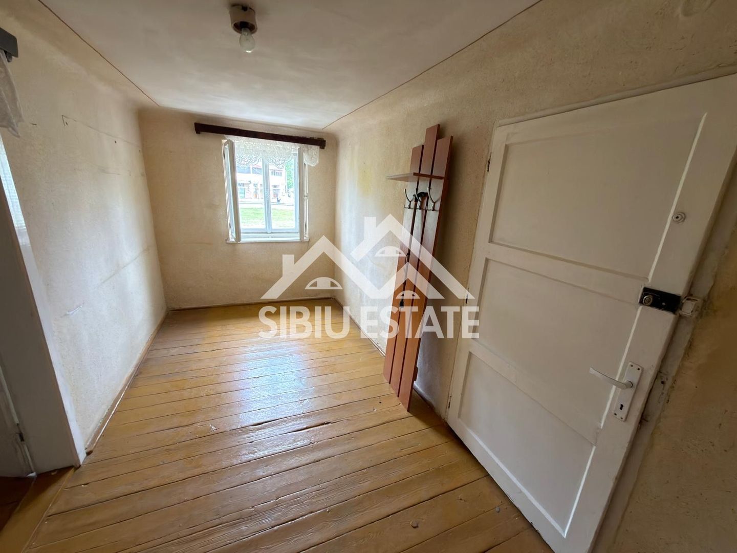 Apartament la casă, 2 camere | Zona Strada 9 Mai – Constituției - Poză 1