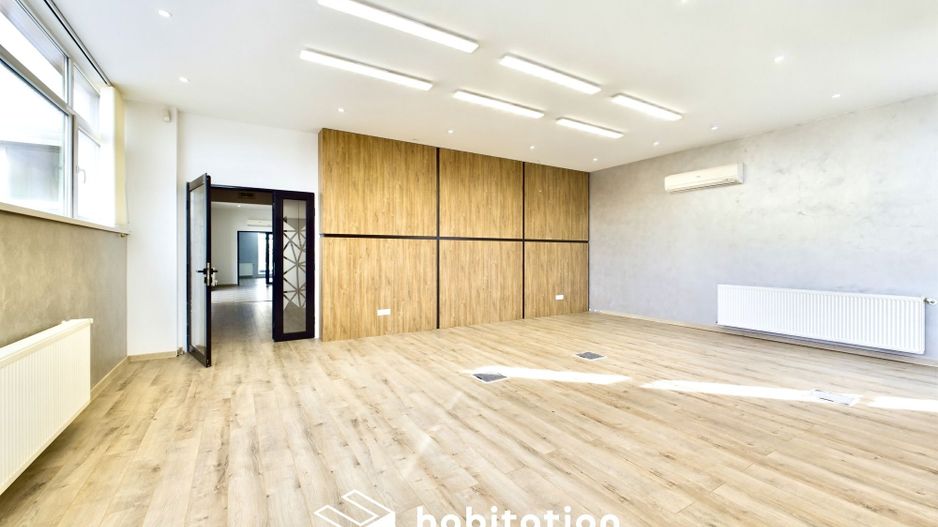 Clădire de birouri de vânzare în Dumbrăvița - Poză 2