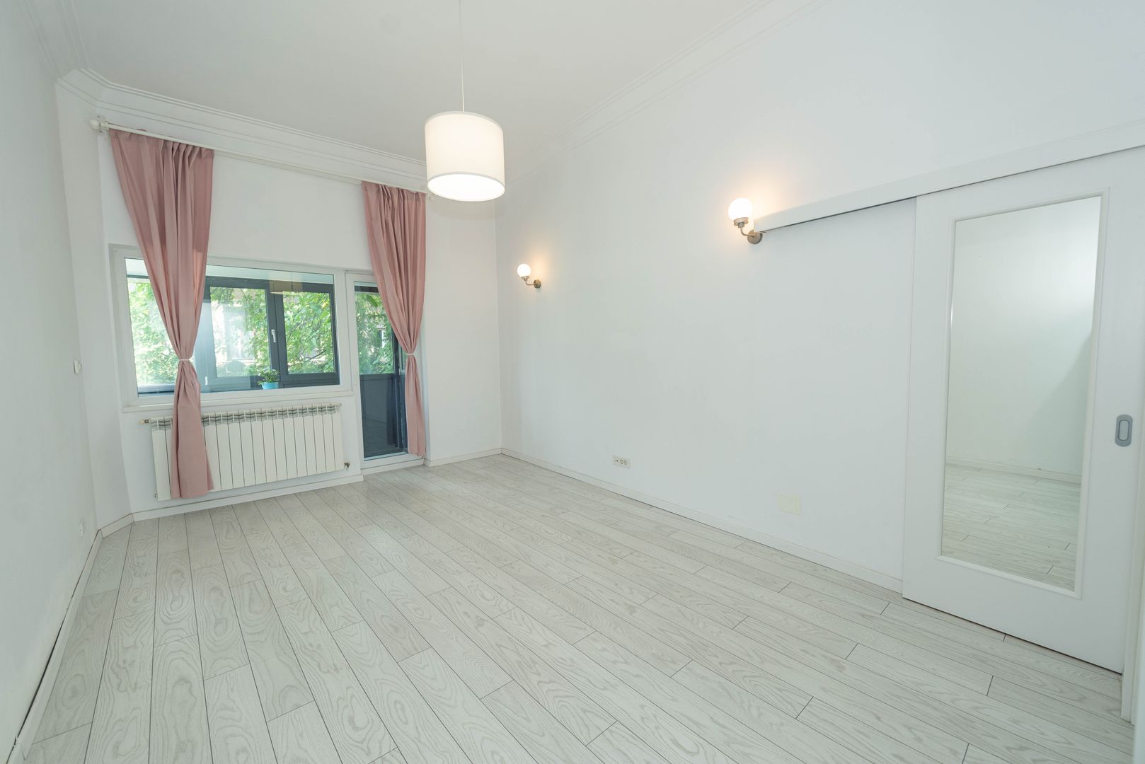 Apartament de vanzare 137 mp, zona centrala, curte proprie - Poză 16