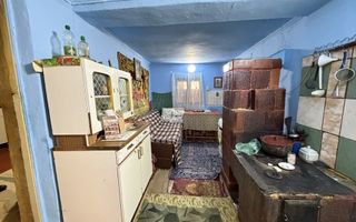Casa Batraneasca la 8 km de Topoloveni - Poză 8
