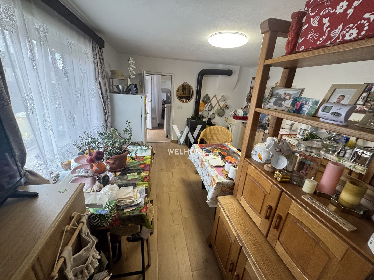 Casa individuala in Arpasu de Sus, teren mare, partial renovata - Poză 17