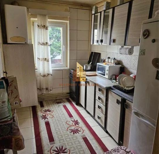 | Apartament cu 4 camere de vanzare | ETAJ 1 | Cartierul Grigorescu | - Poză 6