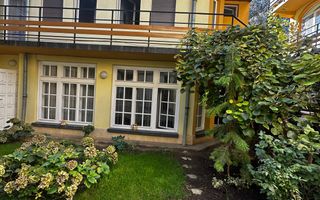Apartament la casa zona Lipovei - Poză 1