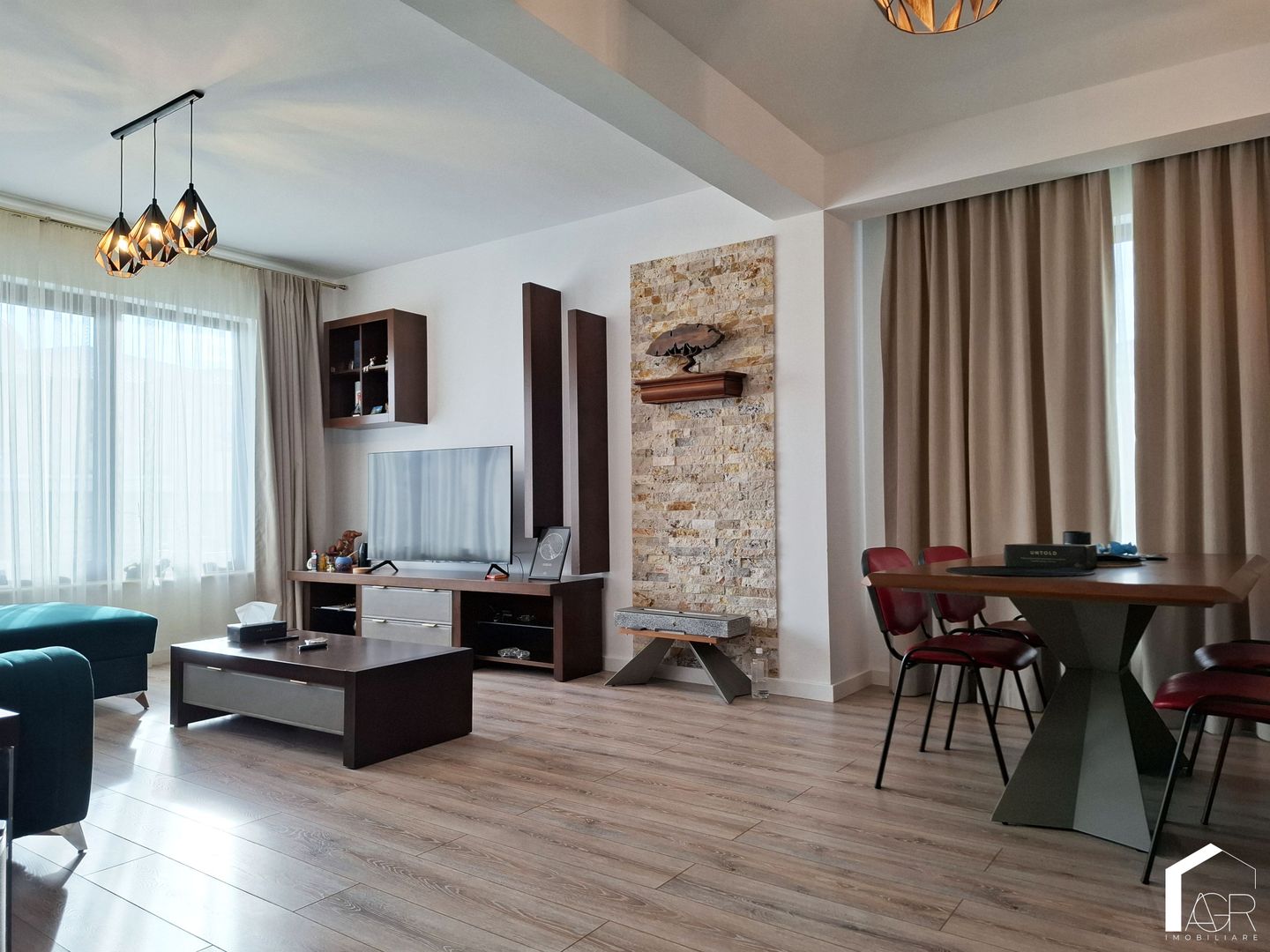 Vila cu 5 camere de vanzare, Paulesti - Poză 2