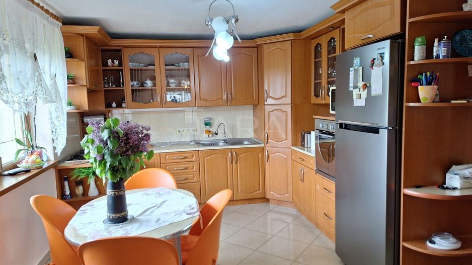 Vilă Elegantă în Cartierul Europa – Liniște și Confort - Poză 3