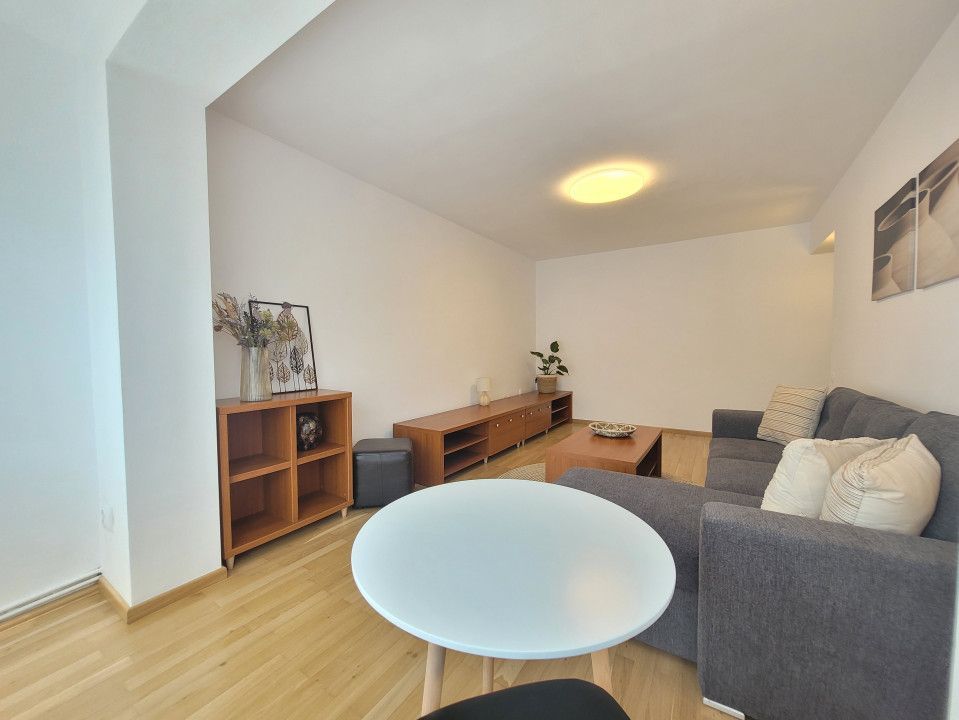 Apartament 3 camere,  Zona Centrala - Bulevardul Milea - Poză 1